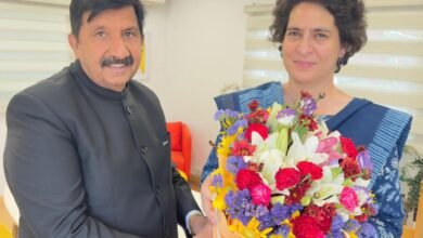 Photo of उपमुख्यमंत्री ने की प्रियंका गांधी से शिष्टाचार भेंट