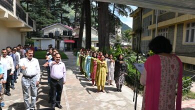 Photo of नशे के दुष्प्रभाव और अवैध तस्करी के विरुद्ध उपायुक्त ने दिलाई  शपथ