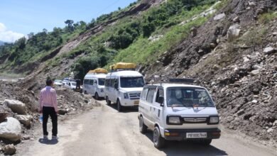 Photo of मंडी से मनाली फोरलेन पर दोनों दिशाओं के लिए वन-वे ट्रैफिक सुचारु- उपायुक्त