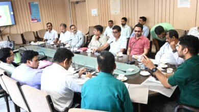 Photo of प्रधानमंत्री आदर्श ग्राम योजना की प्रगति की समीक्षा, 11 ग्राम विकास योजनाएं अनुमोदित