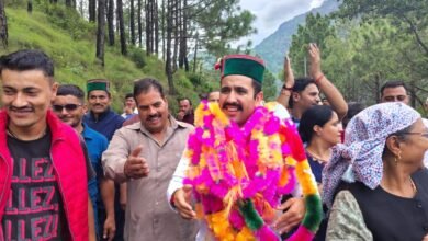 Photo of लोक निर्माण मंत्री ने घढेरी में राजीव गांधी वन संवर्धन योजना के तहत किया पौधारोपण