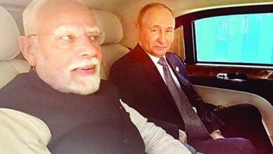 Photo of *डोनाल्ड ट्रंप को सीधा संदेश, एक ही कार में निकले प्रधानमंत्री नरेंद्र मोदी और रूसी राष्ट्रपति व्लादिमीर पुतिन*