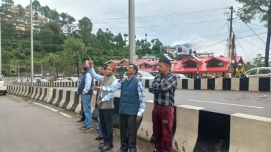 Photo of सोलन में भी भारी बारिश होने के कारण कई जगह हुए नुकसान को  देखने के लिए पहुंचे भाजपा नेता तरसेम भारती,