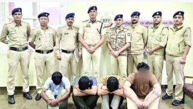 Photo of **चार युवकों से चिट्टे समेत पिस्टल पकड़ी, मनाली में पुलिस ने दबोचे गाड़ी सवार, दो जिंदा राउंड बरामद*