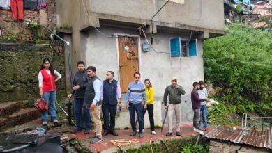 Photo of भारी बारिश से हुए नुकसान का प्रशासन की टीम ने किया निरीक्षण