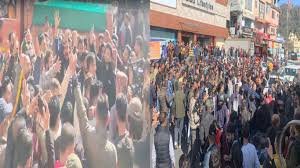 Photo of संजौली में हिंदू संगठनों का प्रदर्शन, विवादित ढांचे की बिजली-पानी काटने की मांग तेज