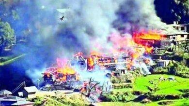 Photo of कुल्लू बंजार में भीषण अग्निकांड, 16 मकान राख, छह गौशालाएं और दो मंदिर जलकर खाक