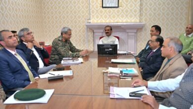 Photo of सीमा क्षेत्रों में सेना लगाएगी पवन टरबाइन परियोजनाएं, मुख्यमंत्री ने की सेना परियोजनाओं की समीक्षा