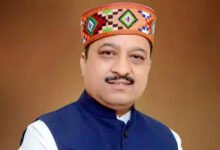 Photo of Himachal: मेडिकल कॉलेज परियोजना पर विवाद तेज, सांसद कश्यप बोले—केंद्र ने संसद में रखे स्पष्ट तथ्य