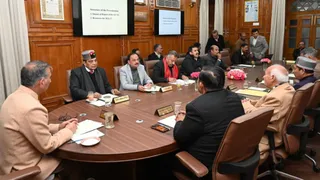 Photo of RDG बंद होते ही हिमाचल की अर्थव्यवस्था पर संकट की घंटी, सैलरी-पेंशन तक पर खतरा