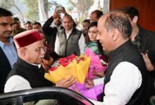 Photo of मंडी महाशिवरात्रि महोत्सव में राज्यपाल शिव प्रताप शुक्ल का भव्य स्वागत, जयराम ठाकुर ने किया अगवानी