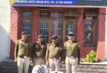 Photo of Dharampur में 8.49 ग्राम चिट्टा बरामद, टोल प्लाजा सनवारा पर नाकाबंदी के दौरान दो युवक गिरफ्तार