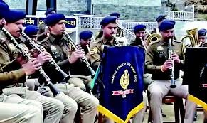Photo of अब शादियों में बजेगा पुलिस बैंड: हिमाचल पुलिस की धुनों पर झूमेंगे बाराती, 25 हजार में प्रीमियम सर्विस