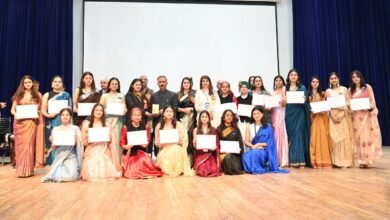 Photo of नर्सिंग स्कॉलर सोसाइटी को 5 लाख का अनुदान, नर्सों को पढ़ाई के दौरान पूरी सैलरी