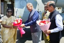 Photo of शिमला पहुंचीं राष्ट्रपति द्रौपदी मुर्मू, पांच दिवसीय हिमाचल दौरे की शुरुआत पर भव्य स्वागत