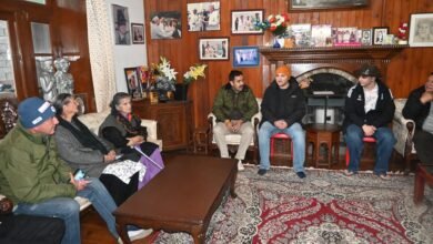 Photo of मंत्री विक्रमादित्य सिंह ने शोक संतप्त परिवारों से मिलकर जताई गहरी संवेदनाएं