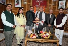 Photo of “कमला नेहरू अस्पताल शिफ्टिंग और पास शुल्क वृद्धि पर भाजपा का राजभवन मार्च—जनविरोधी फैसलों के खिलाफ सौंपे ज्ञापन”