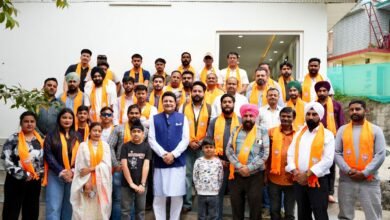 Photo of धर्मशाला में कांग्रेस को लगा जोर का झटका, एकसाथ 50 परिवार भाजपा में शामिल, सुधीर शर्मा बोले, आपका स्वागत है