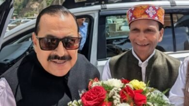 Photo of **सोलन में केंद्रीय मंत्री जितेंद्र सिंह का भव्य स्वागत, तरसेम भारती के नेतृत्व में उमड़ा जनसैलाब**