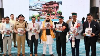 Photo of रोहड़ू मेले के समापन पर विक्रमादित्य सिंह का बड़ा ऐलान: सड़कों, विकास और बागवानों पर फोकस