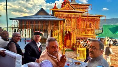 Photo of कोट काईना में जागा माता मंदिर प्राण प्रतिष्ठा में शामिल हुए शिक्षा मंत्री रोहित ठाकुर, विकास और संस्कृति पर दिया जोर
