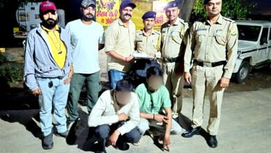 Photo of सिरमौर मे पुलिस को बाइक की सीट के नीचे मिला 20.14 ग्राम चिट्टा, सोलन और मंडी के 2 युवक गिरफ्तार