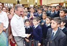 Photo of सीएम सर; जब टीचर अच्छे हैं, तो फिर क्यों बदले जा रहे, CM का जवाब, CBSE स्कूलों में इच्छा पूछकर हो रही नियुक्ति