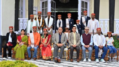Photo of लोक भवन में मनाया गया गुजरात-महाराष्ट्र स्थापना दिवस, राज्यपाल ने दिया एकता का संदेश