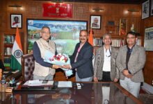 Photo of नाबार्ड प्रतिनिधिमंडल ने राज्यपाल से की मुलाकात, ग्रामीण विकास योजनाओं पर चर्चा