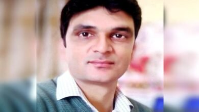 Photo of शिमला नगर निगम के डिप्टी कंट्रोलर ने की आत्मह*त्या, गांव जाने की बात कहकर दफ्तर से ली थी छुट्टी
