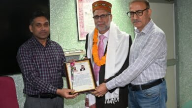 Photo of आईपीआर विभाग के दो अधिकारी सेवानिवृत्त, सेवा अवधि में ईमानदारी और समर्पण की मिसाल बने