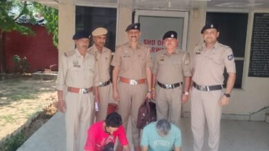 Photo of परवाणू में 9.72 ग्राम चिट्टा सहित दो तस्कर गिरफ्तार, वाहन भी जब्त
