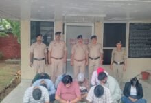 Photo of परवाणू के होटल में जुए पर पुलिस का छापा, महिला समेत 10 गिरफ्तार, ₹78 हजार नकद बरामद