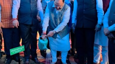 Photo of पेड़ लगाने से बड़ा कोई पुण्य कार्य नहीं, हरित क्रांति जनभागीदारी से होगी सफल — जे.पी. नड्डा