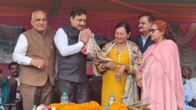Photo of चायल में आयोजित ऐतिहासिक बाबा सिद्ध चायल मेले में मुख्य अतिथि के रूप में शामिल हुए सांसद सुरेश कश्यप
