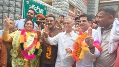 Photo of मंडी नगर निगम चुनाव: सुमन ठाकुर बनीं नई मेयर, जितेंद्र शर्मा डिप्टी मेयर