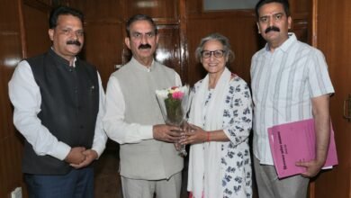 Photo of सीएम सुक्खू की जनकल्याणकारी नीतियों से प्रभावित हुईं स्वतंत्र पार्षद अलकनंदा हांडा