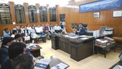 Photo of स्कूलों के 100 गज दायरे में दुकानों के लाइसेंस निरीक्षण रिपोर्ट के बाद ही होंगे जारी: उपायुक्त