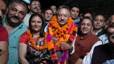 Photo of जुब्बल नगर पंचायत के समग्र एवं संतुलित विकास के लिए मिलकर करेंगे कार्य – रोहित ठाकुर