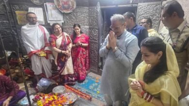 Photo of राज्यपाल कविंदर गुप्ता ने महाकालेश्वर, काल भैरव और मंगलनाथ मंदिरों में पूजा-अर्चना की