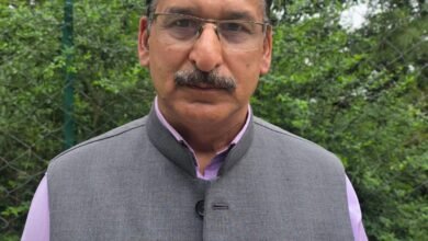 Photo of कांग्रेस सरकार बनी “एफआईआर की सरकार”, जनहित के सवालों का जवाब देने के बजाय विपक्षी नेताओं के खिलाफ पुलिस को आगे कर रही सरकार : संजीव कटवाल