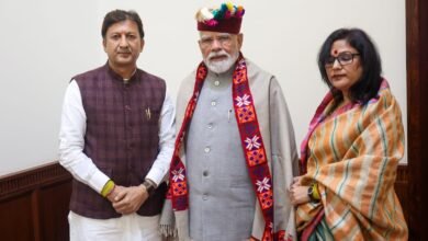 Photo of प्रधानमंत्री नरेंद्र मोदी से मिले सांसद प्रो. (डॉ.) सिकंदर कुमार, हिमाचल की राजनीतिक परिस्थितियों से लेकर विकास परियोजनाओं तक हुई विस्तृत चर्चा