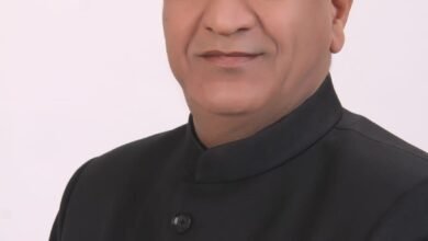 Photo of विधानसभा में संपूर्ण वंदे मातरम् के गायन का विरोध स्वतंत्रता सेनानियों और अमर बलिदानियों की भावनाओं का अपमान, कांग्रेस देश से माफी मांगे : डॉ. राजीव बिंदल