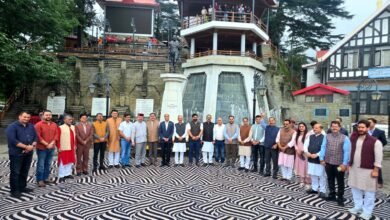 Photo of वंदे मातरम् का अपमान देश स्वीकार नहीं करेगा, कांग्रेस यह तय नहीं कर सकती कि राष्ट्रगीत खंडित होकर गाया जाए : जयराम ठाकुर