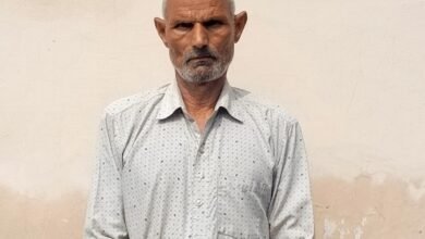 Photo of कुदरत का कहर: पट्टा महलोग क्षेत्र में भारी बारिश ने बरपाया तांडव, 70 वर्षीय बुजुर्ग मदन लाल की पूरी फसल तबाही के मंजर में तब्दील!