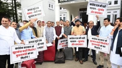 Photo of मुख्यमंत्री के झूठ पर पर्दा डाल रहे हैं स्पीकर : जयराम ठाकुर