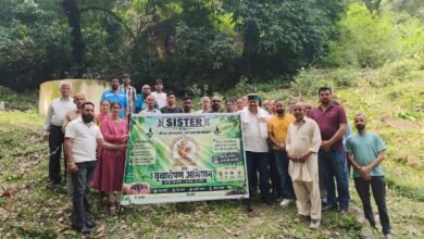 Photo of आज कर्नल डॉ संजय शांडील के द्वारा सिस्टर NGO के माध्यम से ग्राम पंचायत मनसार में पौधा रोपण किया गया