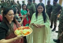 Photo of फौजी भाइयों की कलाई पर महिला मोर्चा ने बांधी राखी, ARTRAC शिमला में मनाया रक्षाबंधन का पर्व : डेजी ठाकुर