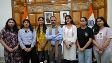 Photo of मुख्यमंत्री ने नादौन के विद्यार्थियों और HPU के शोधार्थियों से किया संवाद