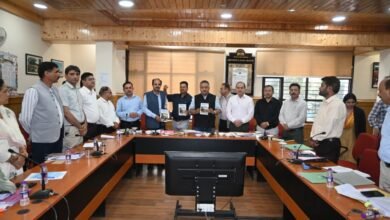 Photo of शिक्षा व्यवस्था में गुणवत्ता और विकास कार्यों में तेजी लाने के निर्देश